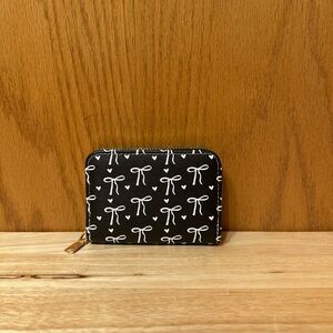 Black Bow Pattern Wallet